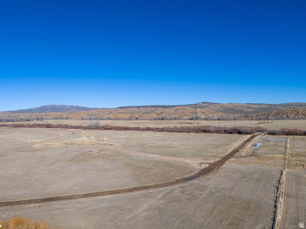 Image 18 of property listing at 2921 STATE HIGHWAY 150, Evanston, WY 82930