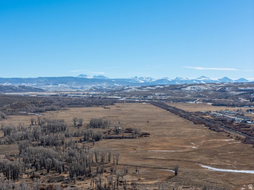 Image 4 of property listing at 2921 STATE HIGHWAY 150, Evanston, WY 82930