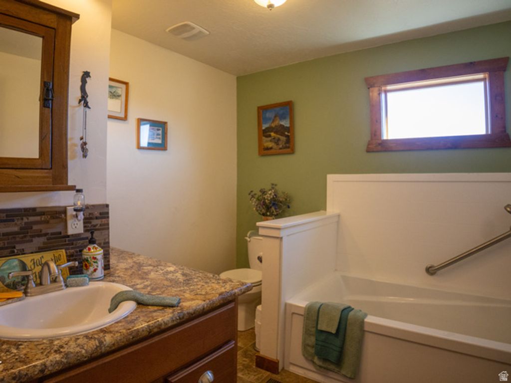Image 32 of property listing at 2921 STATE HIGHWAY 150, Evanston, WY 82930