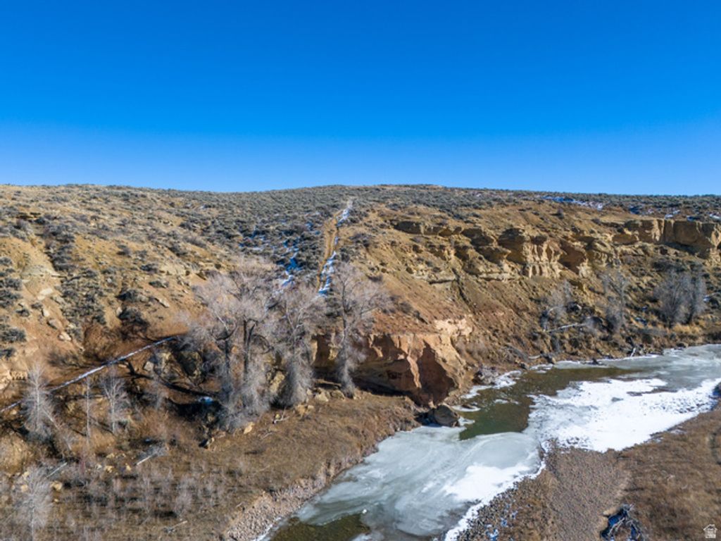 Image 7 of property listing at 2921 STATE HIGHWAY 150, Evanston, WY 82930