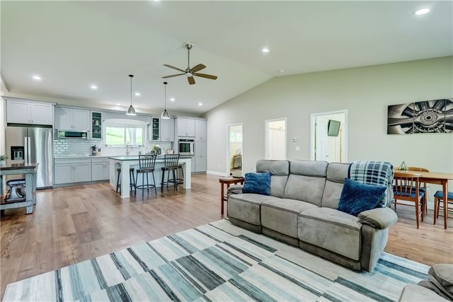 4338 State Route 90, Springport, NY 13160