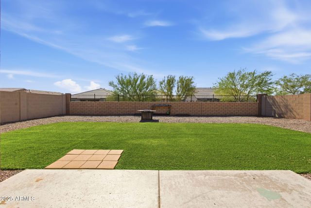 18545 W CHUCKWALLA CANYON Road, Goodyear, AZ 85338