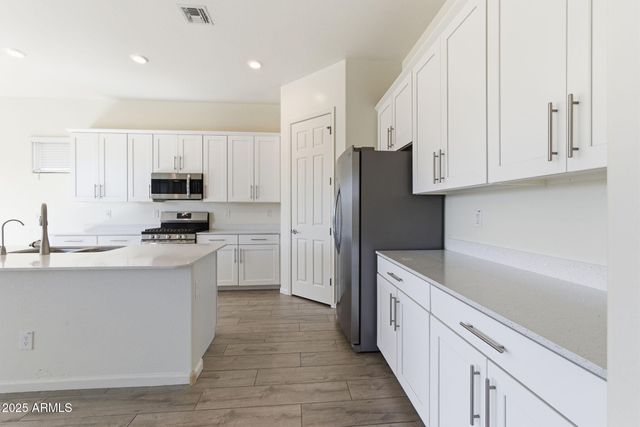 18545 W CHUCKWALLA CANYON Road, Goodyear, AZ 85338