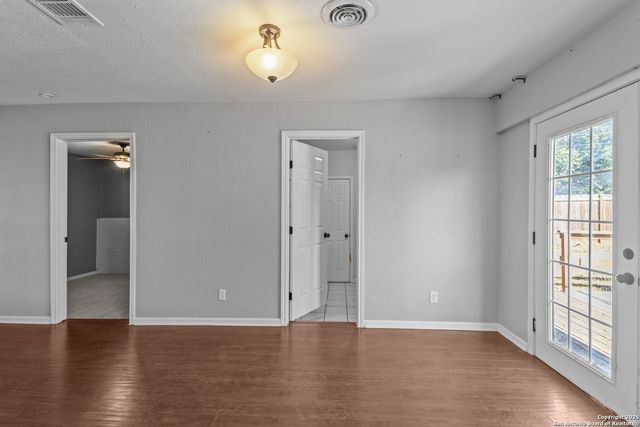 107 Sabyan, San Antonio, TX 78218
