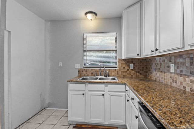 107 Sabyan, San Antonio, TX 78218