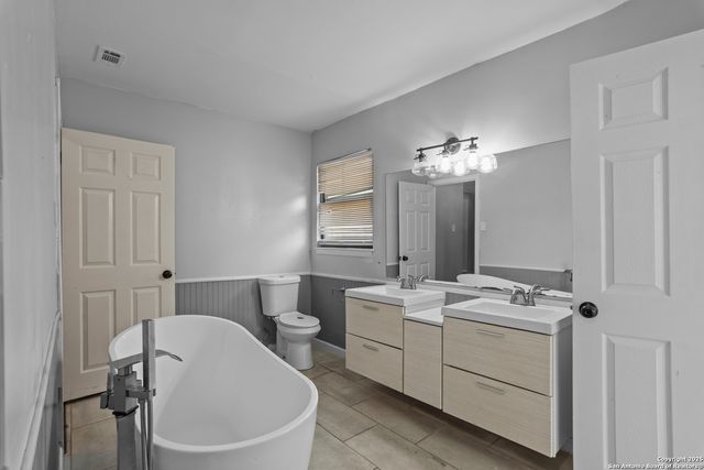 107 Sabyan, San Antonio, TX 78218