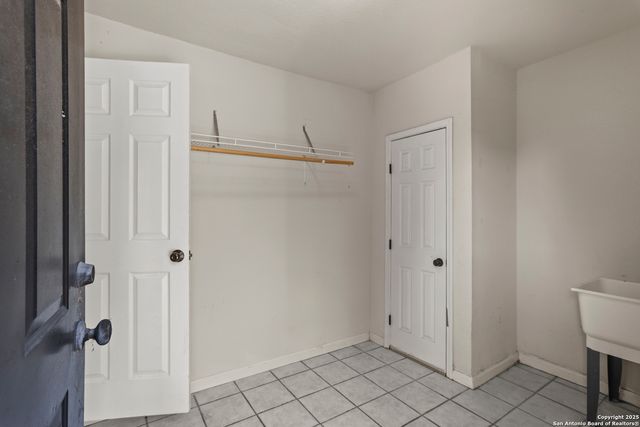 107 Sabyan, San Antonio, TX 78218