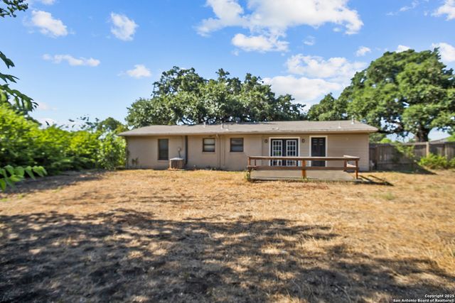 107 Sabyan, San Antonio, TX 78218