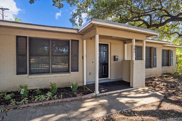 107 Sabyan, San Antonio, TX 78218