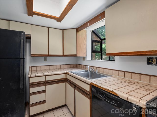 25 Little Creek Lane, Maggie Valley, NC 28751