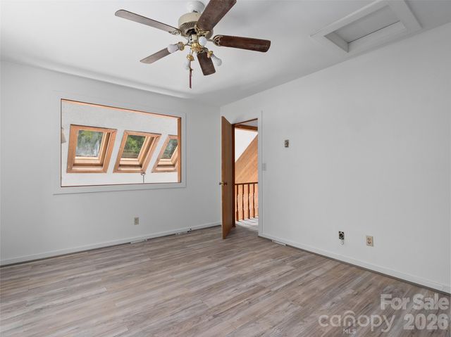 25 Little Creek Lane, Maggie Valley, NC 28751