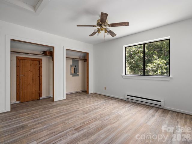 25 Little Creek Lane, Maggie Valley, NC 28751