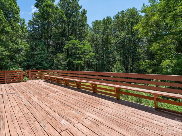 25 Little Creek Lane, Maggie Valley, NC 28751