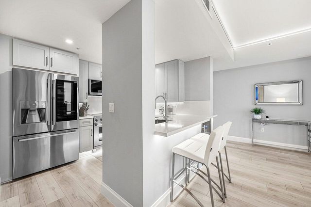 255 Evernia Street 1115, West Palm Beach, FL 33401