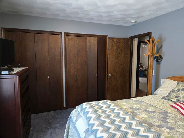 2838 Sunderland Road, Lansing, MI 48911