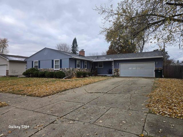 2838 Sunderland Road, Lansing, MI 48911