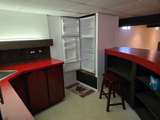 2838 Sunderland Road, Lansing, MI 48911