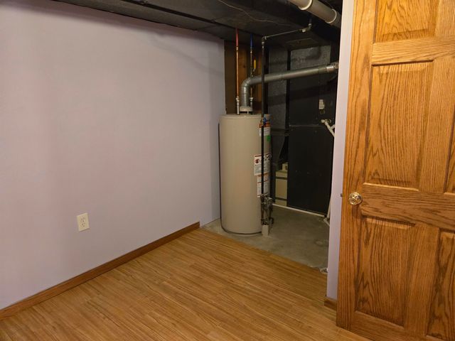 2838 Sunderland Road, Lansing, MI 48911