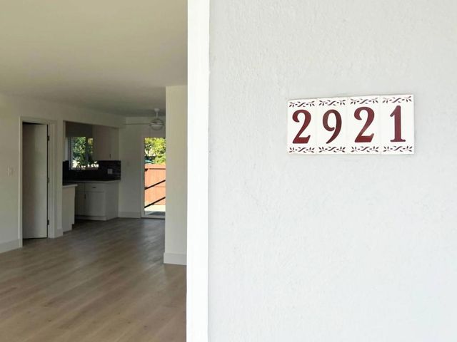2921 Calvin Avenue, Redwood City, CA 94063