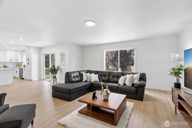17918 81st Drive NE, Arlington, WA 98223