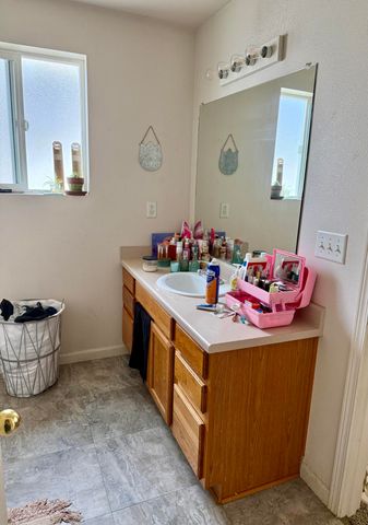 2030 Brookhurst Street 20, Medford, OR 97504