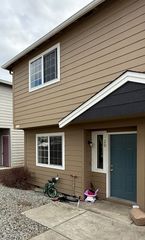 2030 Brookhurst Street 20, Medford, OR 97504