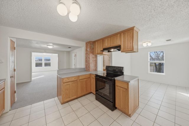 2511 S Market Street, Brenham, TX 77833