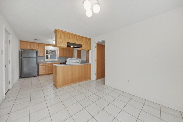 2511 S Market Street, Brenham, TX 77833