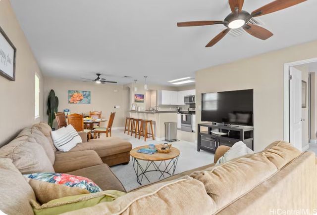 92-1061 Koio Drive M39-5, Kapolei, HI 96707