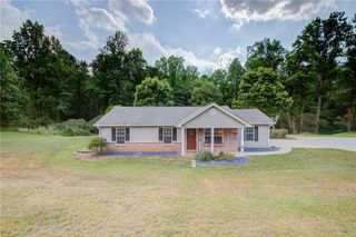 2968 Sky Lake Circle, Gainesville, GA 30506