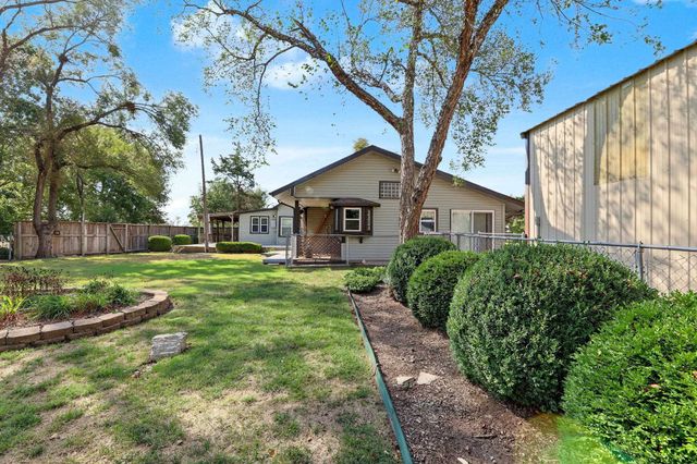 11724 E Pawnee, Wichita, KS 67207