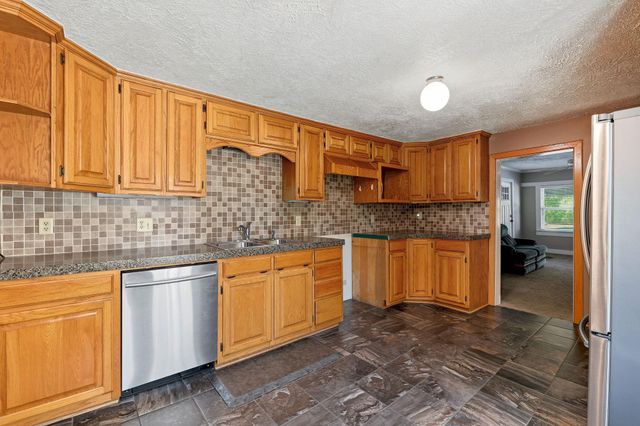11724 E Pawnee, Wichita, KS 67207