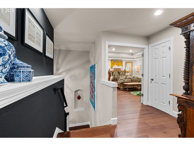 7717 Nw BLUE POINTE Ln, Portland, OR 97229