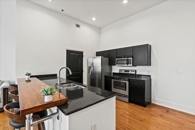 936 Broad Street 214, Augusta, GA 30901