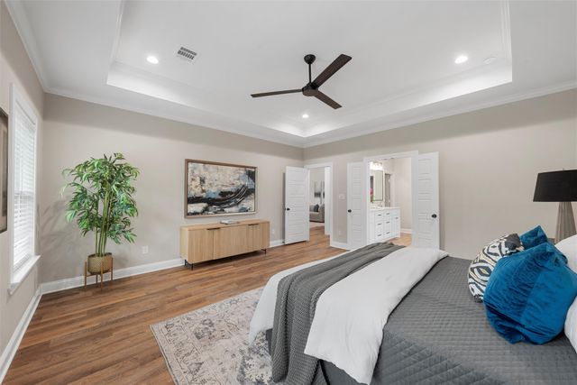 10221 Creekside Lane, Waco, TX 76712