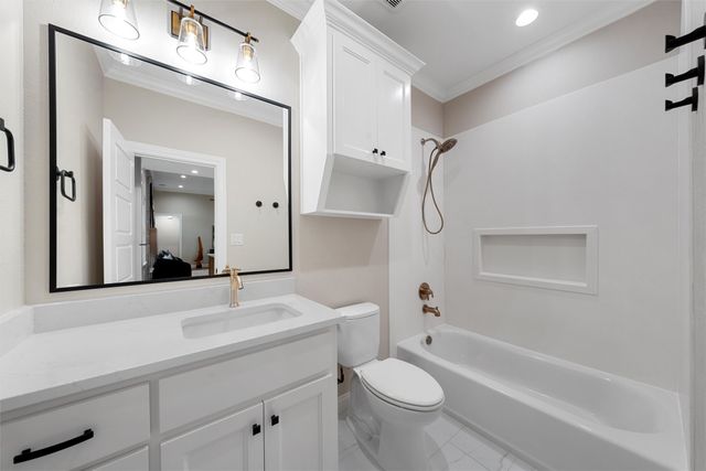 10221 Creekside Lane, Waco, TX 76712