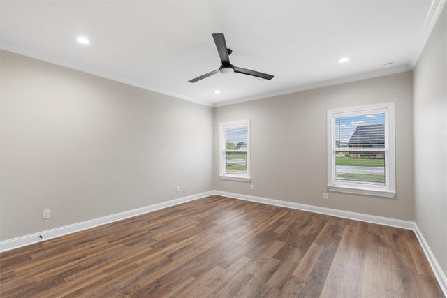 10221 Creekside Lane, Waco, TX 76712