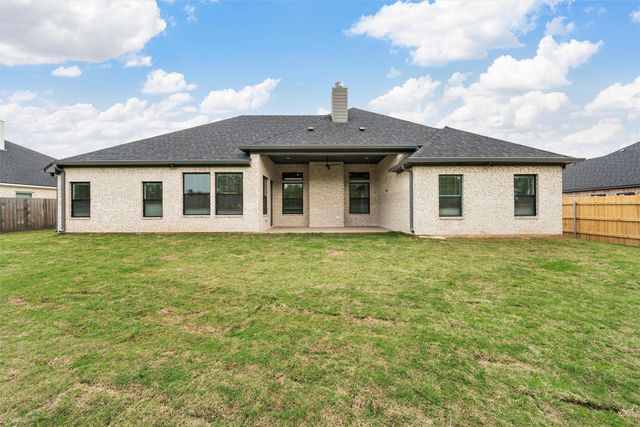 10221 Creekside Lane, Waco, TX 76712