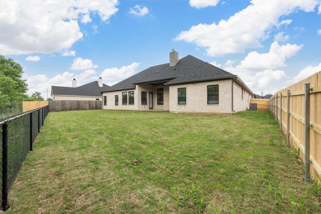 10221 Creekside Lane, Waco, TX 76712
