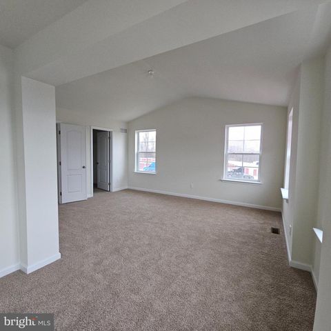 625 FOUNTAIN VIEW CIR, Allentown, PA 18104