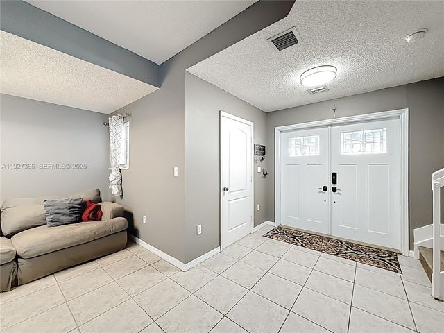 5955 SW 99th Ter 0, Cooper City, FL 33328