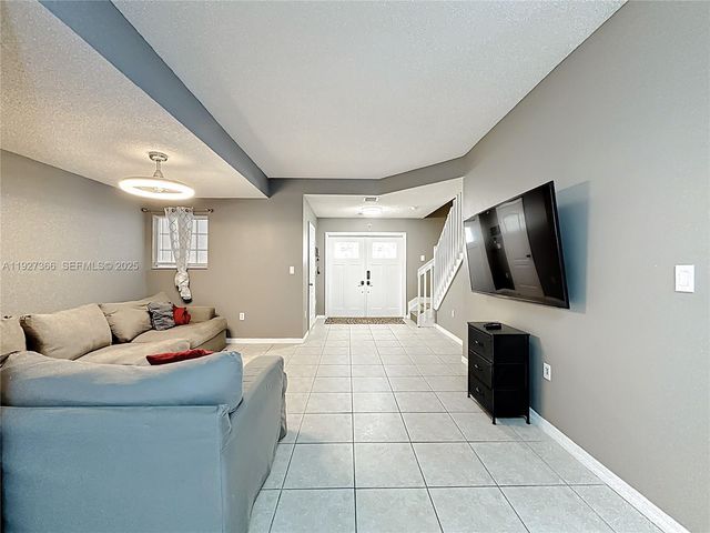 5955 SW 99th Ter 0, Cooper City, FL 33328