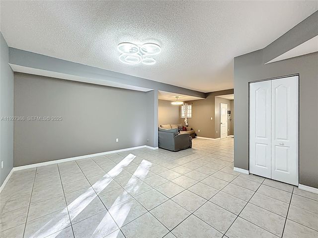 5955 SW 99th Ter 0, Cooper City, FL 33328