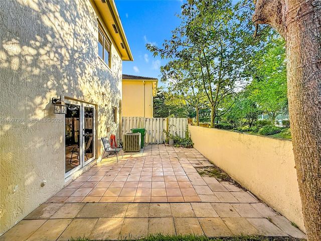 5955 SW 99th Ter 0, Cooper City, FL 33328