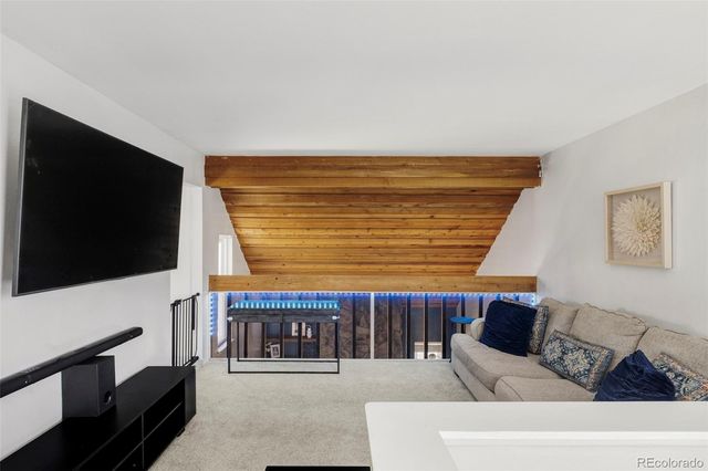 2645 S Xanadu Way B, Aurora, CO 80014