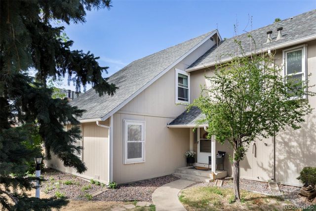 2645 S Xanadu Way B, Aurora, CO 80014
