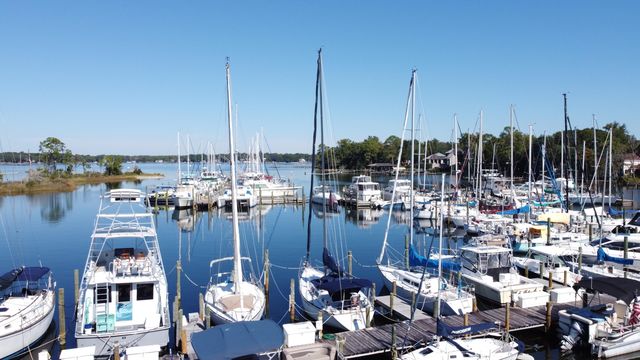 1208 Oakmont Drive, Niceville, FL 32578