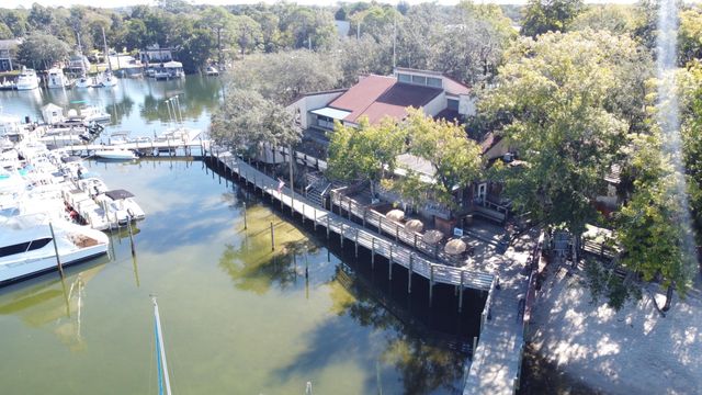 1208 Oakmont Drive, Niceville, FL 32578