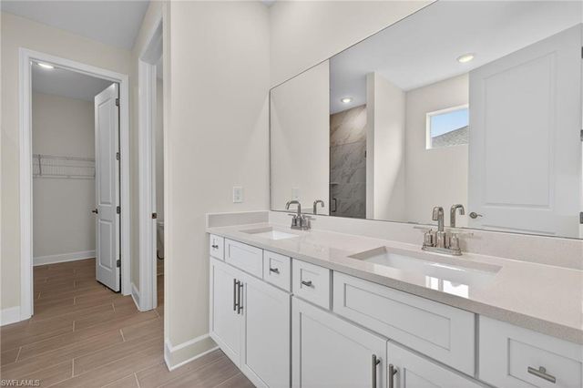 1220 SW 28th ST, Cape Coral, FL 33914