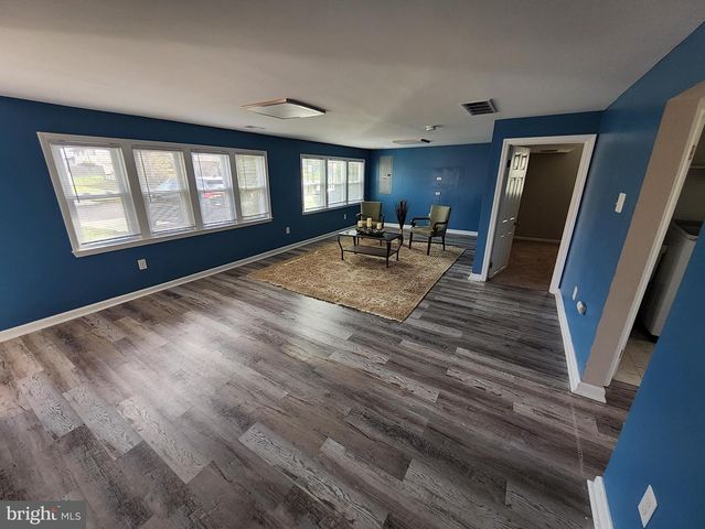 208 PELHAM RD S, Voorhees, NJ 08043